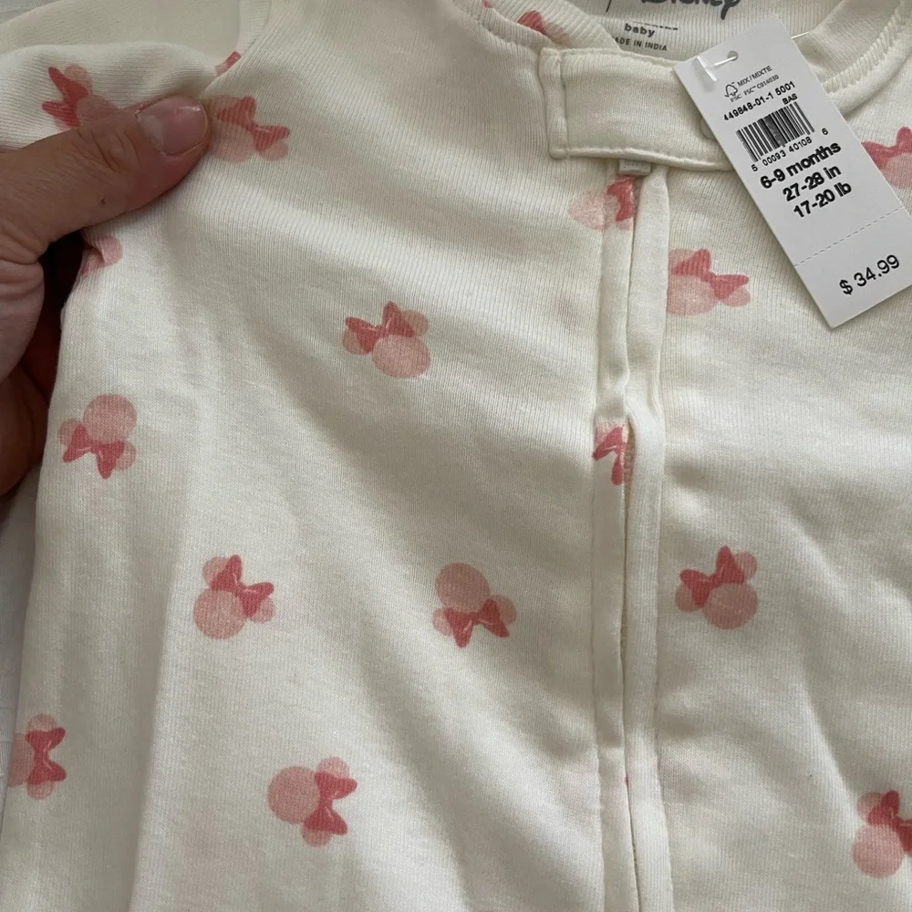 Baby Gap Disney/ Minnie Mouse footsie pajamas size 6-9 months